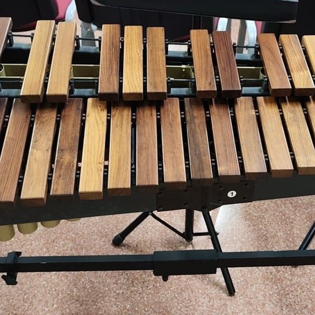 Percusión afinada